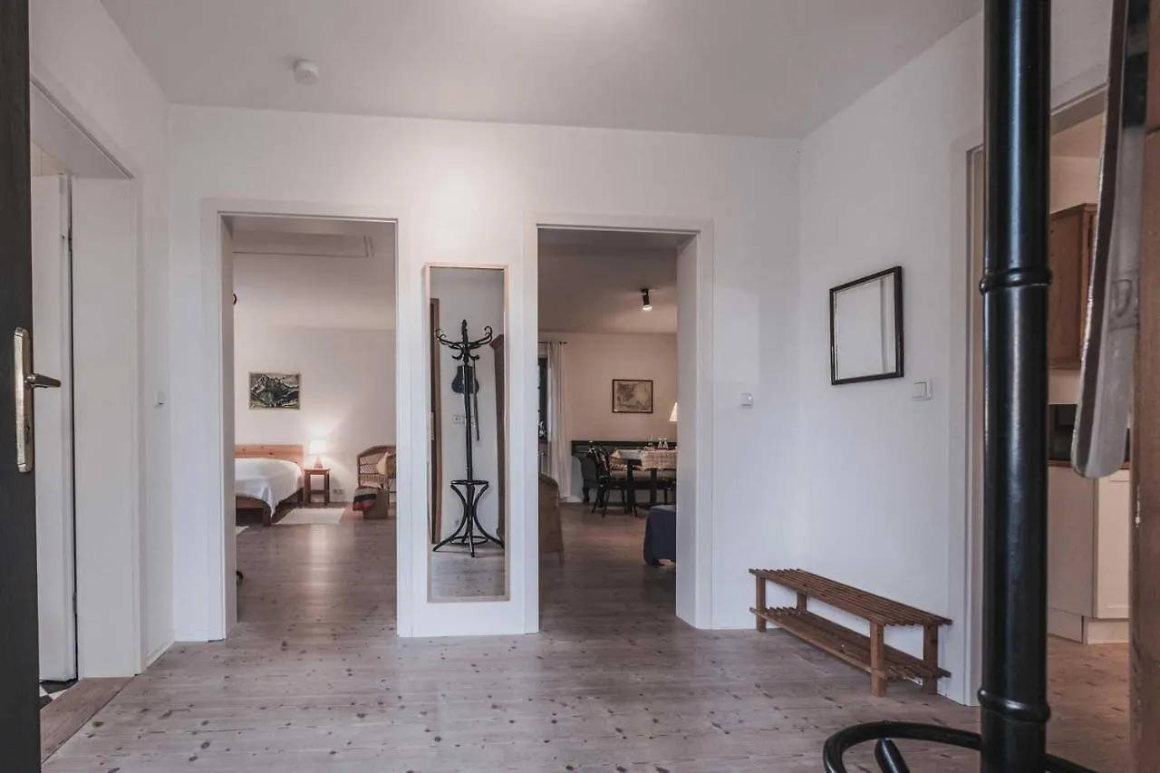 Apartment Ferienwohnung Tausendfreund am Chiemsee Breitbrunn am Chiemsee